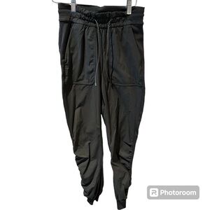 Lululemon Dark‎ Gray Dance Studio Joggers Size 4
